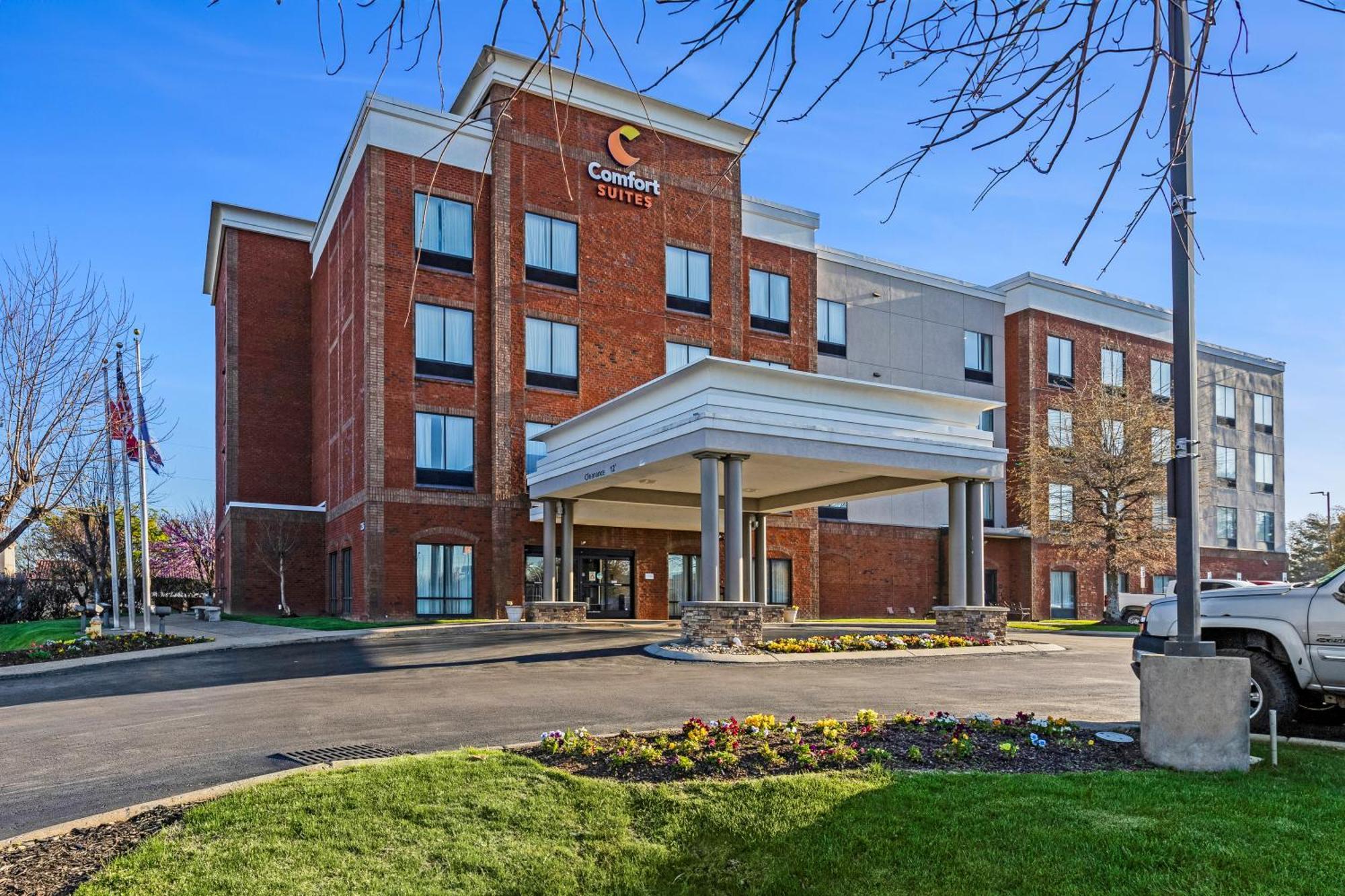 Comfort Hotel 3*