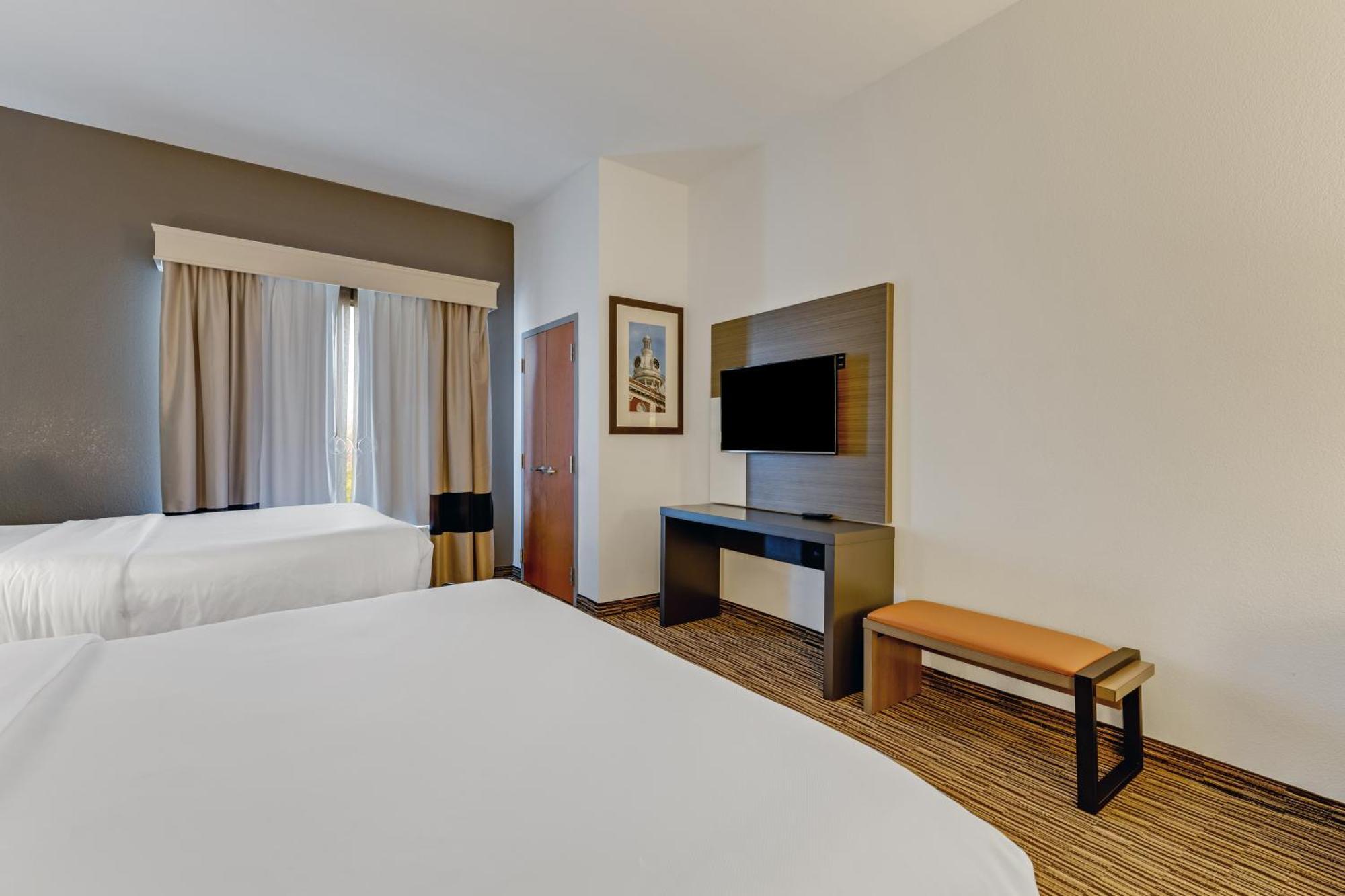 Comfort Hotel Murfreesboro